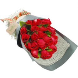 12 red rose bouquet to japan