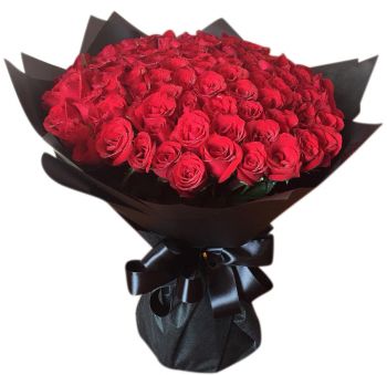 send 100 smart and dashing roses bouquet to japan